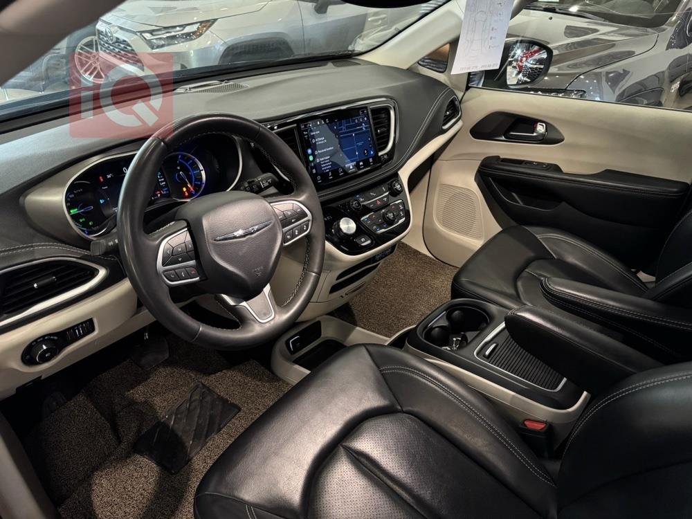 Chrysler Pacifica